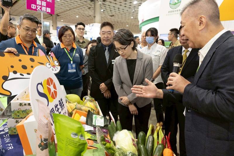 副總統參觀「2025臺灣智慧農漁週」