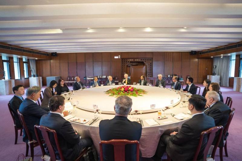 外交部政務次長吳志中午宴義大利國會友台協會訪團。