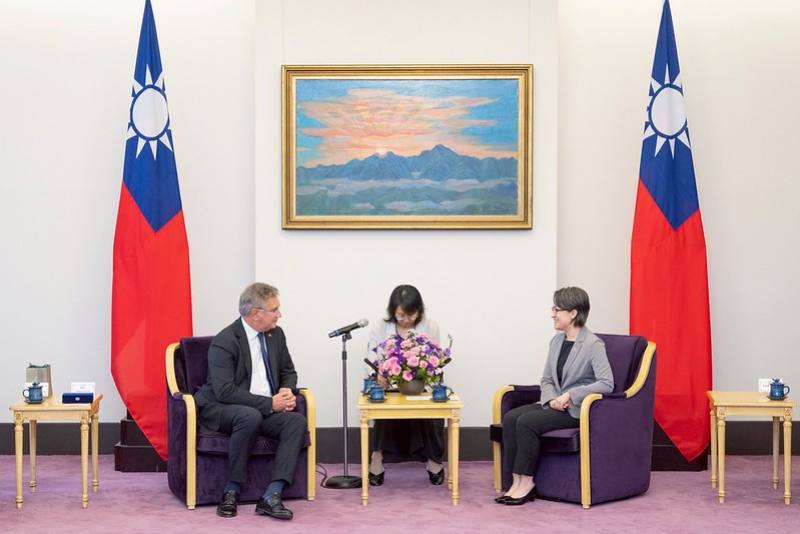 副總統接見「義大利國會友台協會共同主席帕洛里訪團」