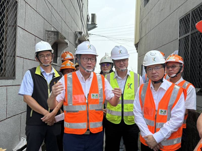 行政院5日召開「114年7月颱風豪雨雲嘉南災後復原前進指揮所」第12次會議