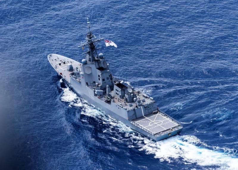 外媒報導，澳洲飛彈驅逐艦「布里斯本號」（圖）6日清晨進入台灣海峽，圖為布里斯本號於西菲律賓海執行任務。（圖取自x.com/DefenceAust）