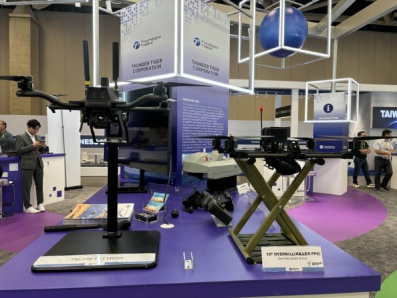 圖為雷虎參加2025年台灣形象展，現場展示無人機