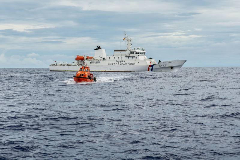 海洋委員會海巡署艦隊分署「巡護七號」8日完成今年第2次遠洋公海漁業巡護任務，上午順利返抵高雄港。（海洋委員會海巡署艦隊分署提供）