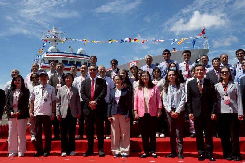 副總統與出席貴賓合影