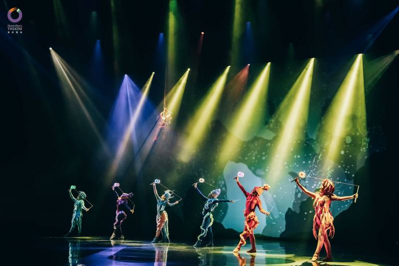 文化部「文化平權巡演－庄頭劇場 藝日限定」，舞鈴劇場將以《生命之光》點亮連江南竿島，歡迎大小朋友把握最終機會，一起來感受世界獨一無二的舞鈴新藝術演出。（舞鈴劇場提供）