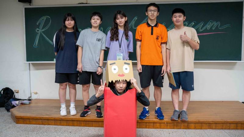 技職組冠軍《calculus》及作品光之旅者