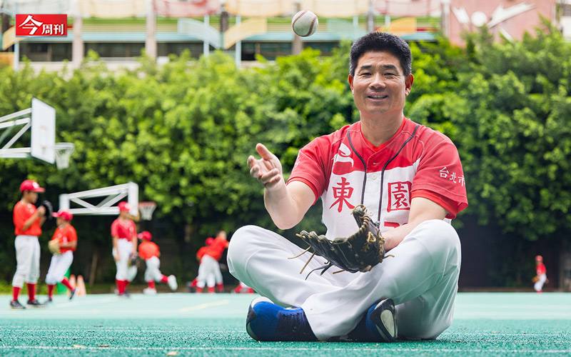 東園國小棒球教練賴敏男