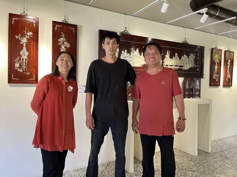 工藝師(右起：陳甫民、歐定國、李麗珠)