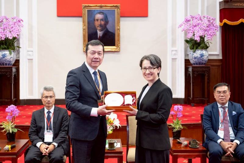 蕭美琴副總統10日下午接見「第7屆國家企業環保獎」獲獎企業暨114年模範環境保護專責及技術人員