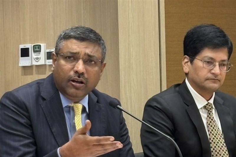 S. Krishnan (left), secretary of the Indian Ministry of Electronics and Information Technology, speaks at a Taipei press event. CNA photo Sept. 11, 2025