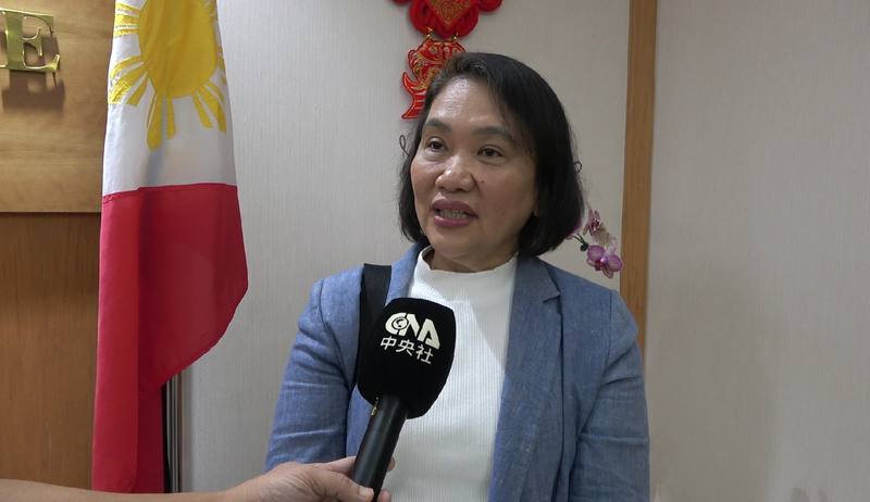 菲律賓駐台代表葛若菲近日接受中央社訪問時說，菲律賓與台灣是「天然夥伴」，相信關係會越來越好