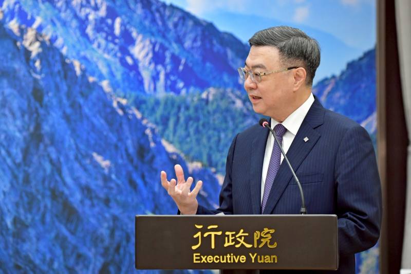 行政院長卓榮泰接見日本台灣交流協會隅修三會長一行