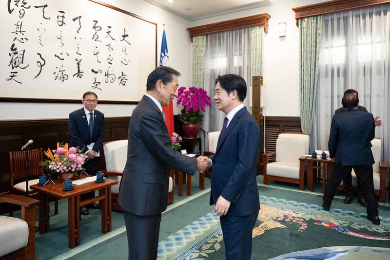 賴清德總統今16日下午接見「日本台灣交流協會會長隅修三乙行」
