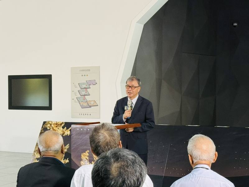 教育部鄭英耀部長致詞