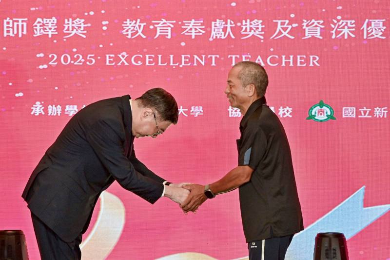 行政院長卓榮泰出席出席114年師鐸獎、教育奉獻獎及資深優良教師表揚大會