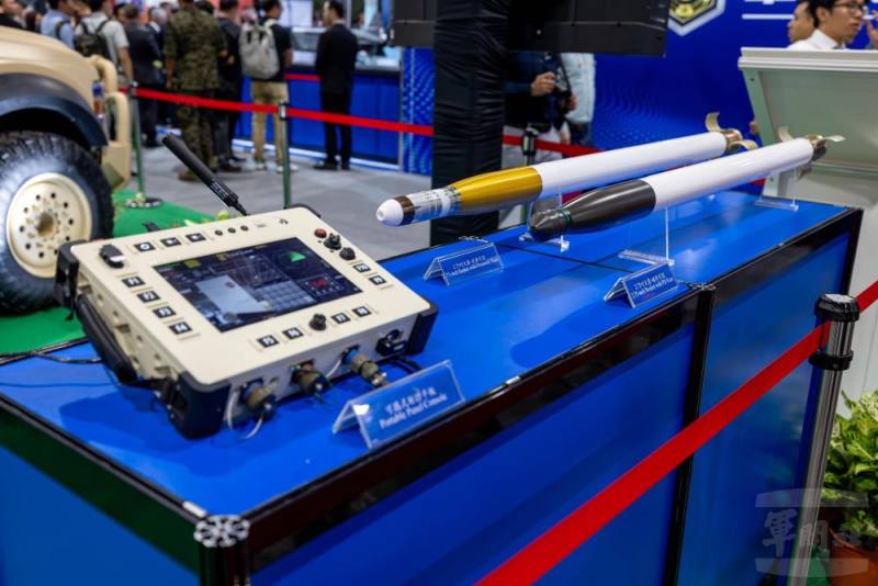 2.75吋火箭砲塔可搭載各式功能引信與高爆、音爆或鋼珠彈頭