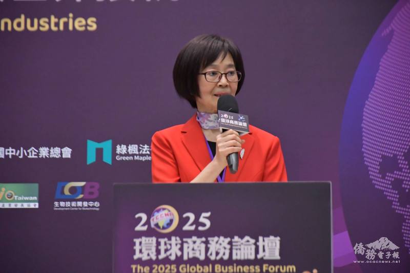 北美洲臺灣商會聯合總會總會長白越珠致詞