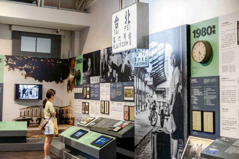 鐵博的展覽先由軟性的人文基調開始，再一步步深入技術硬底的核心