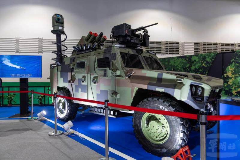 電動無人自駕偵打戰術輪車