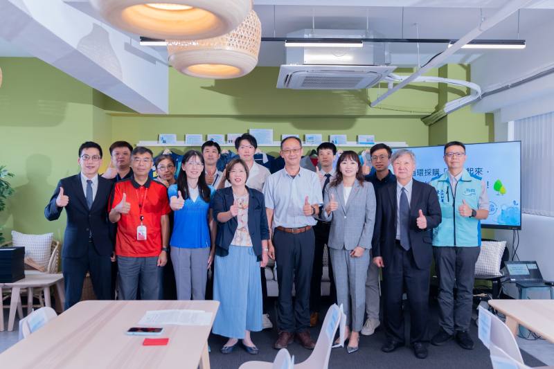 循環署推動紡織品循環採購，參與單位包括供應商及採購單位涵蓋電信、航空、金融、零售、研發及公部門