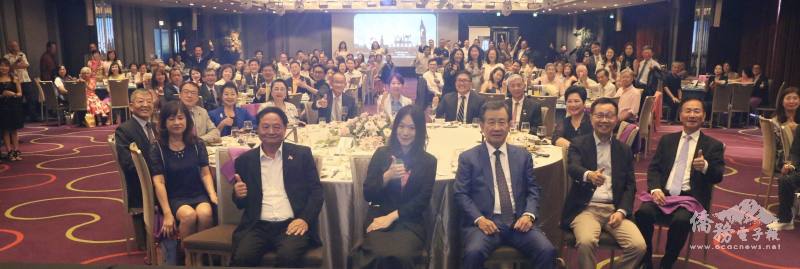 「歐洲臺灣商會聯合總會第32屆在臺聯歡餐會」大合影