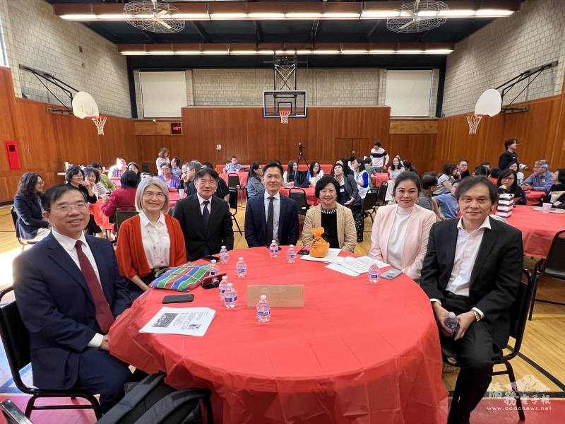 與會貴賓們合影