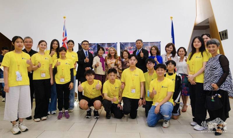 FASCA學員於外場見習參與僑界接待工作