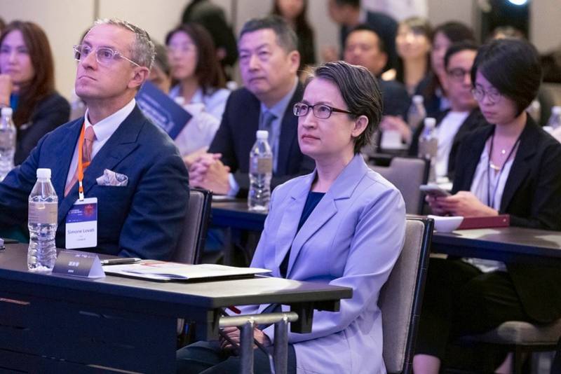 副總統出席「2025全球產業脈動與海外台灣企業影響力經貿論壇」