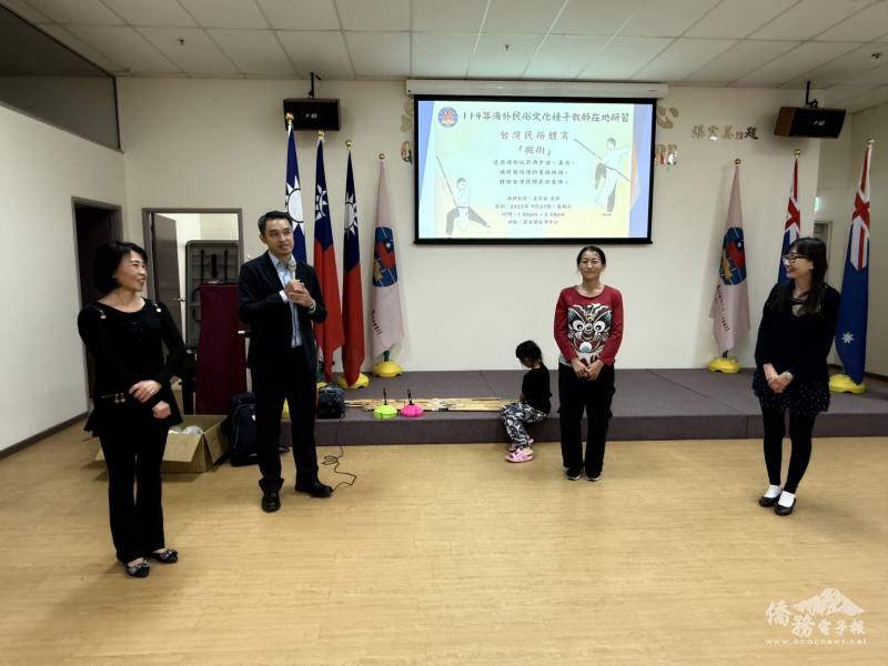 昆士蘭臺灣中心主任許俊湧致詞