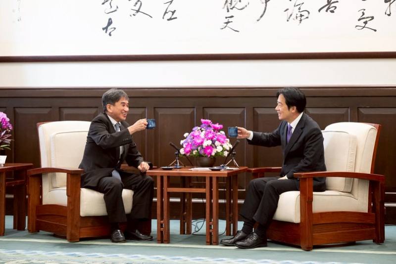 總統接見「日本立命館大學教授垂秀夫乙行」