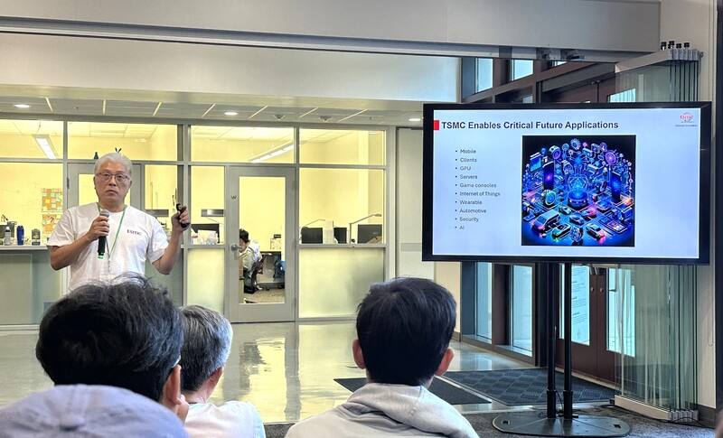 台積電北美擴大攬才，25日前進美國西岸頂尖學府史丹佛大學，吸引大批高材生前往聆聽