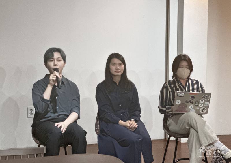 專業講者分享求職經歷(由左至右依序為陳柏翰、徐子淳及盧佳君)