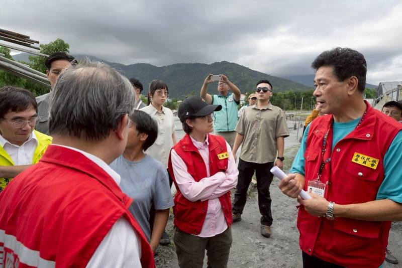 副總統赴花蓮勘災　盼充分協調人力、物資　讓光復鄉早日恢復正常