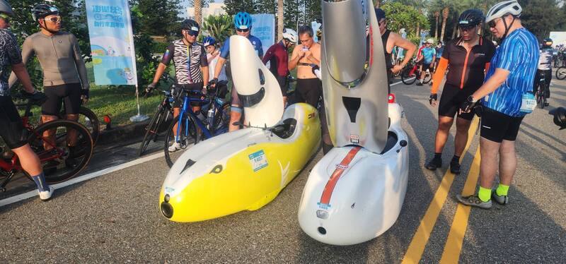 澎湖跳島101K自行車活動，首見有自歐洲進口2部「斜躺式」自行車參加101K挑戰組，28日在賽事中格外吸引目光。