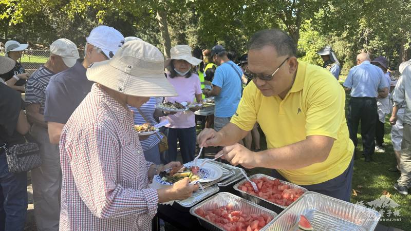 Community members enjoyed delicious food together.