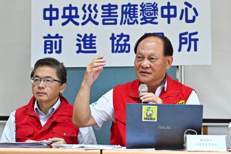 中央災害應變中心前進協調所1日召開第14次工作會報後記者會