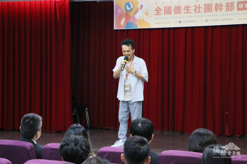 學員長許如傑致詞