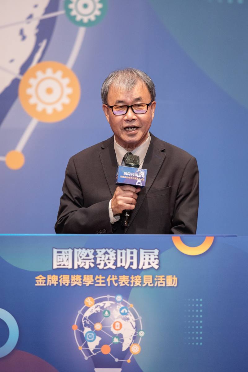 教育部鄭英耀部長致詞