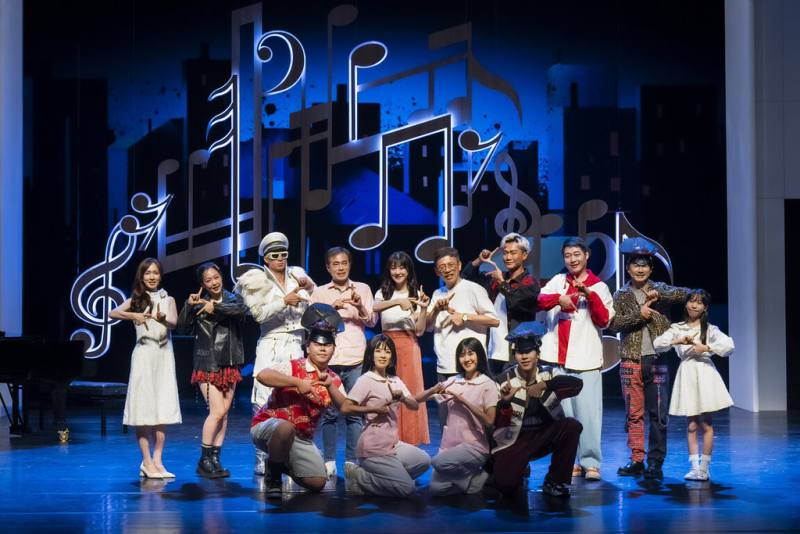 全民大劇團推出音樂劇「腦內失控的iTunes」，中秋連假將在台北城市舞台登場，2日舉行彩排記者會。（全民大劇團提供）