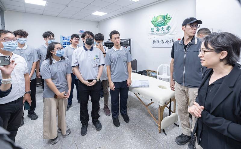 副總統三度赴花蓮慰問受災民眾及了解災後復原情形