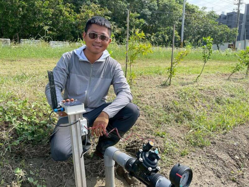 高雄市農業局2025年首度辦理「114年智永雙全智慧農業競賽」，即日起至10月20日開放線上報名。鼓勵農友透過智慧設備與數據應用，達成資源有效利用、降低生產風險等目標。（高雄市農業局提供）