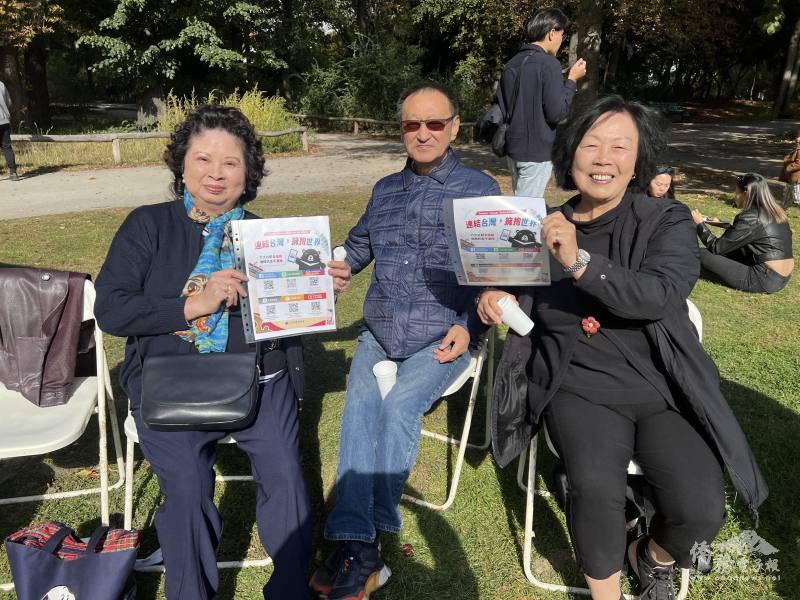 僑務秘書宣傳僑委會六大社群QR Code