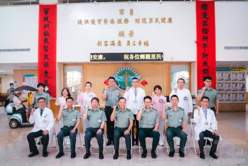 鍾副部長3日慰問國軍高雄總醫院屏東分院