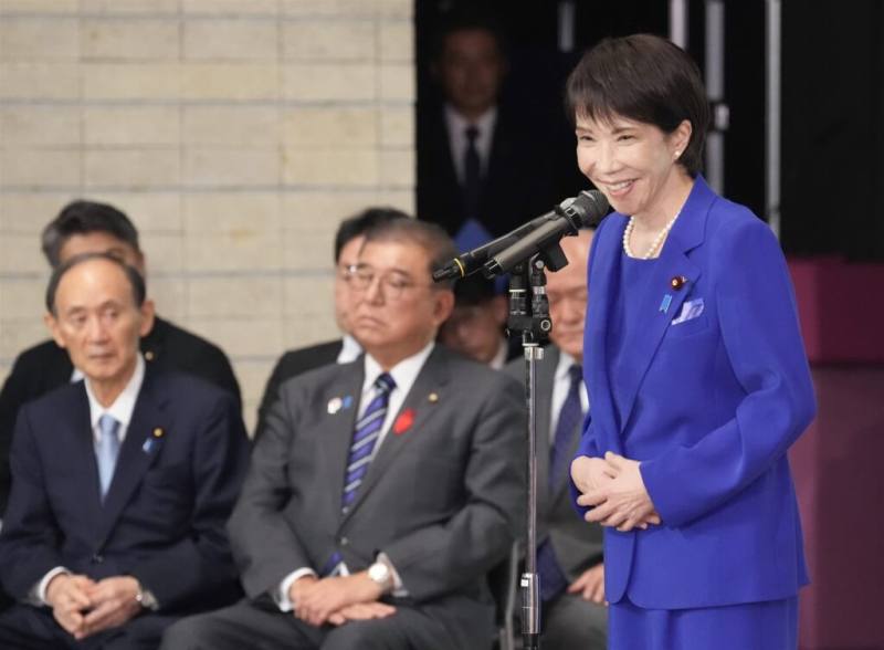 高市早苗4日當選自民黨總裁後發表感言。（共同社）