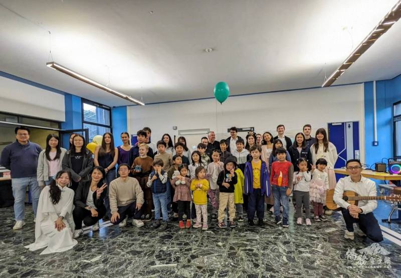 全體師生們在滿滿的中秋祝福中歡度佳節