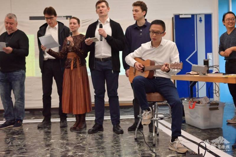 TCML學員合唱〈月亮代表我的心〉