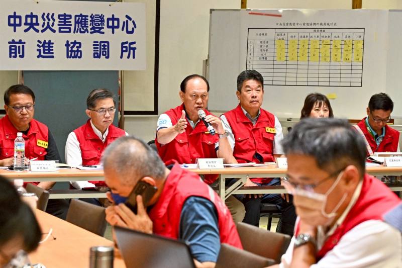 中央災害應變中心前進協調所8日召開第28次工作會報後記者會