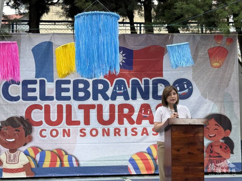 艾雷拉博士致詞肯定中華民國長年協助瓜國教育發展的貢獻