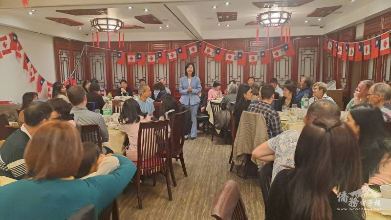 駐溫哥華辦事處僑務組組長郭淑貞鼓勵海外僑胞持續團結，共同傳承與發揚臺灣精神