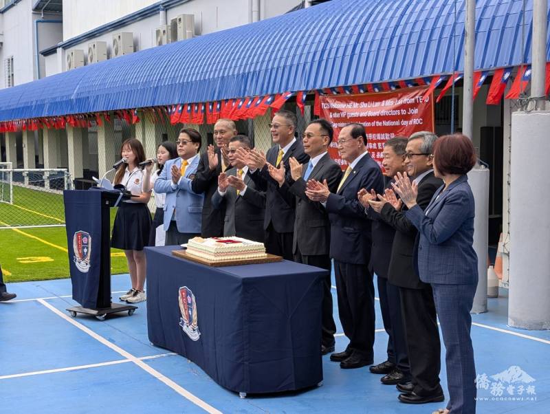 貴賓慶賀中華民國生日
